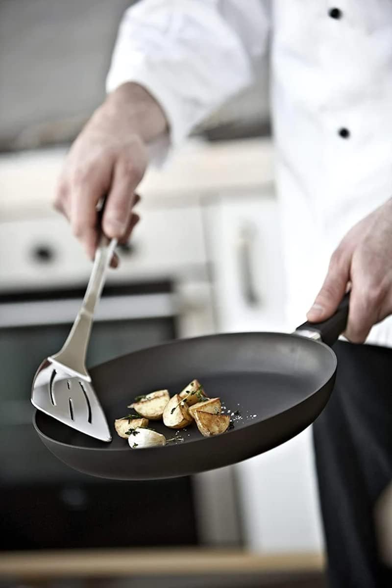 2 Piece Fry Pan Set, 8" and 10 1/4", Black (10202600)