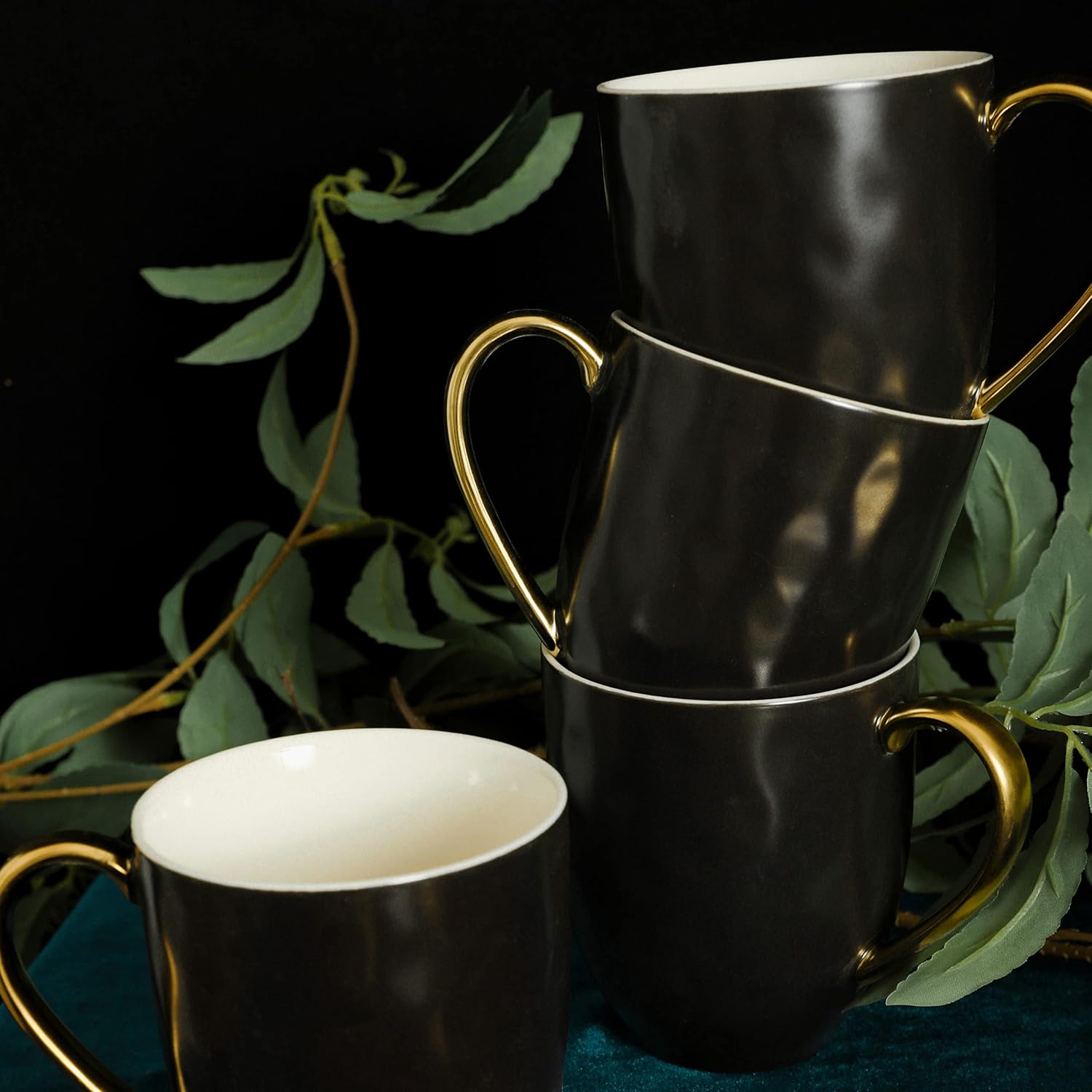 16 Piece Dinnerware Set, Plates and Bowls Set, Dish set for 4, Black And Golden Rim